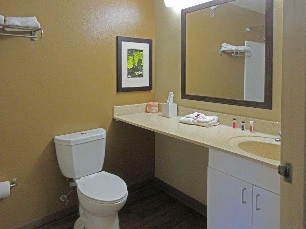 Suburban Studios Raleigh - Crabtree Valley Kamer foto